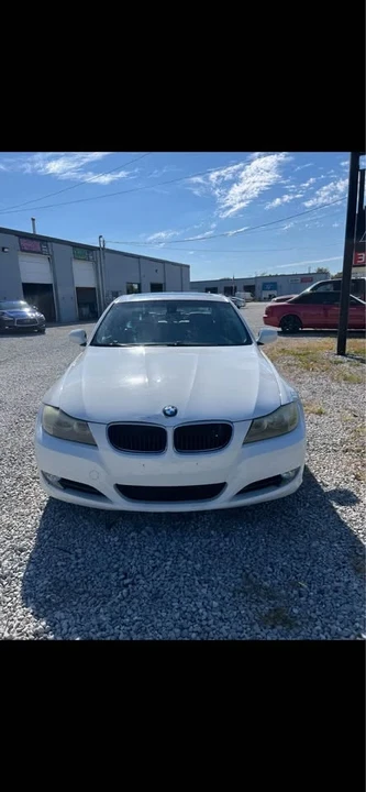 2009 BMW E90 3 Series Sedan - Image 8 of 15