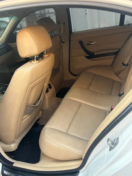2009 BMW E90 3 Series Sedan - Image 8 of 15