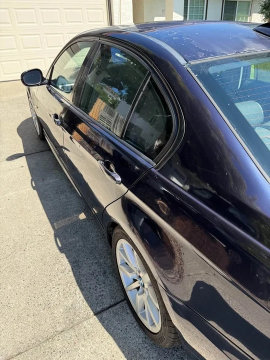 2009 BMW E90 3 Series Sedan - Image 13 of 14