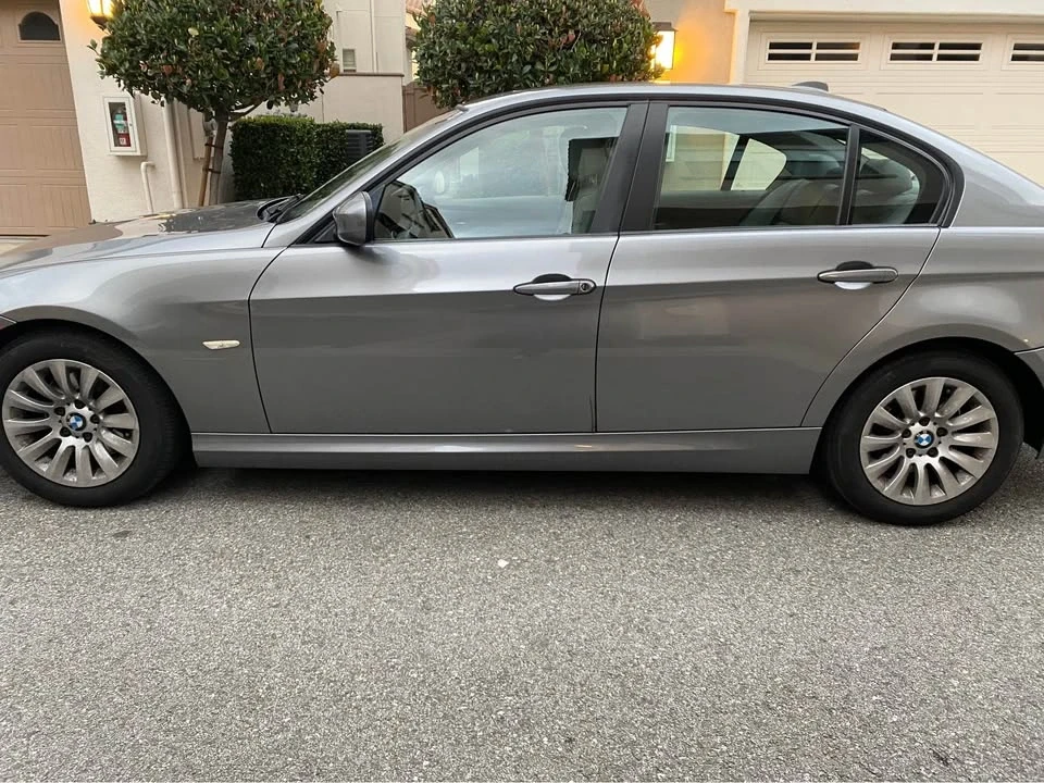 2009 BMW E90 3 Series Sedan - Image 4 of 11
