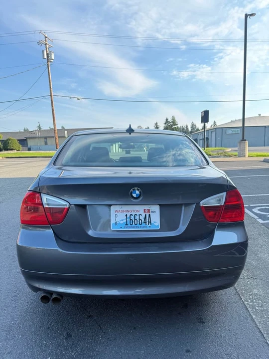 2009 BMW E90 3 Series Sedan - Image 5 of 11