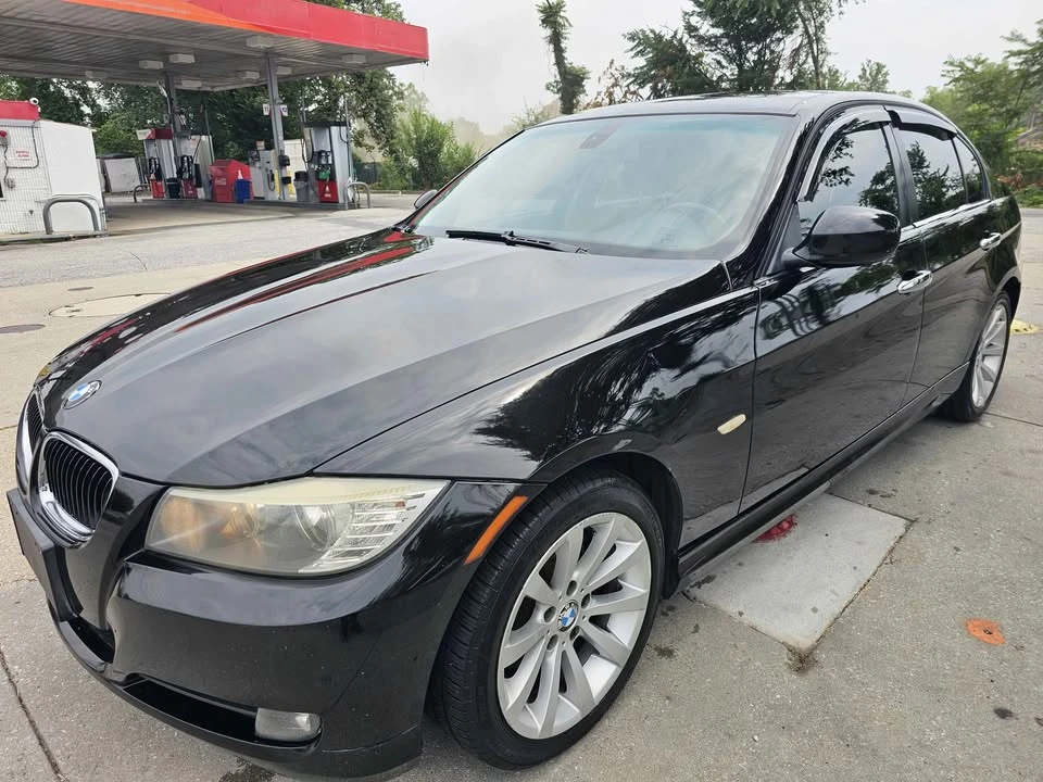 2009 BMW E90 3 Series Sedan - Image 3 of 5