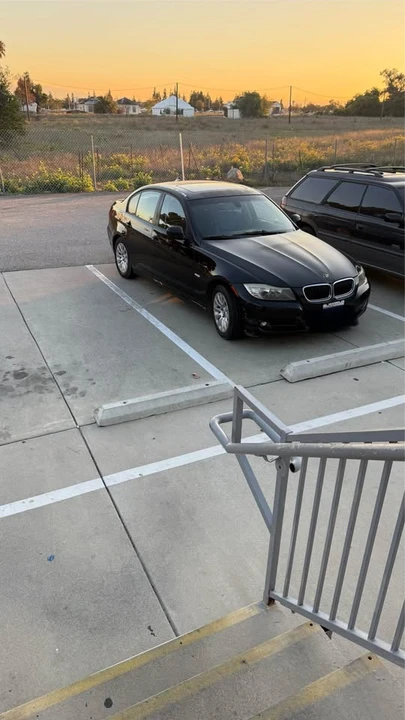 2009 BMW E90 3 Series Sedan - Image 9 of 9