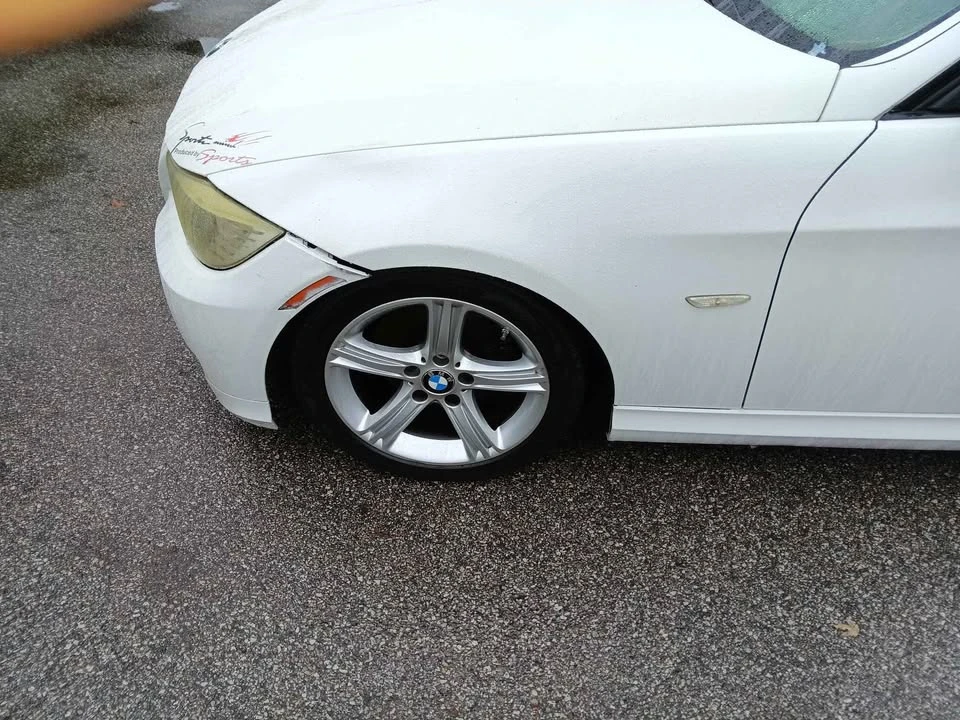 2009 BMW E90 3 Series Sedan - Image 7 of 13