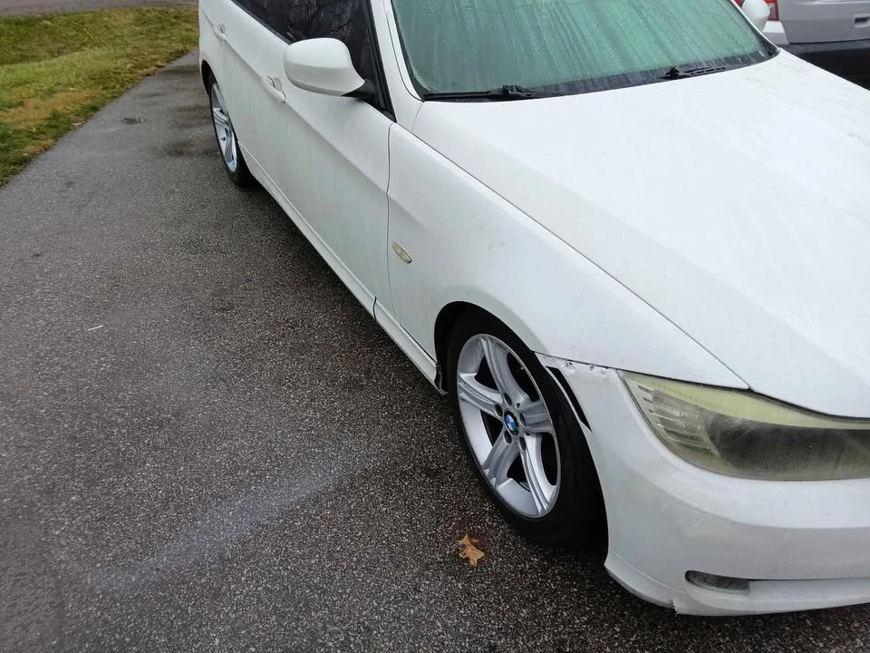 2009 BMW E90 3 Series Sedan - Image 12 of 13