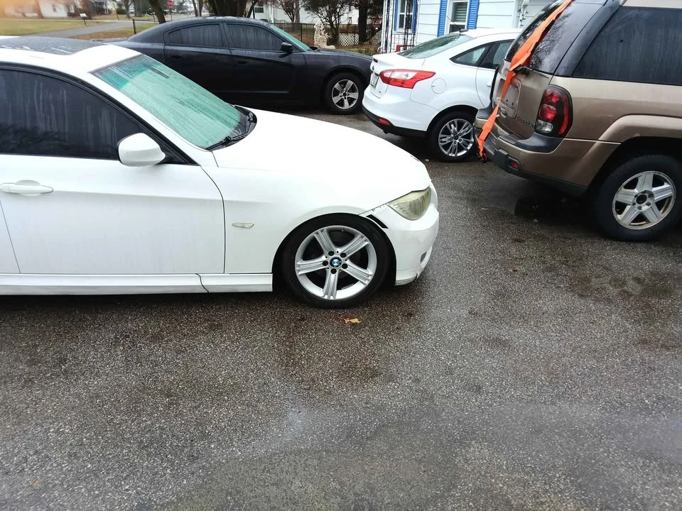 2009 BMW E90 3 Series Sedan - Image 6 of 13