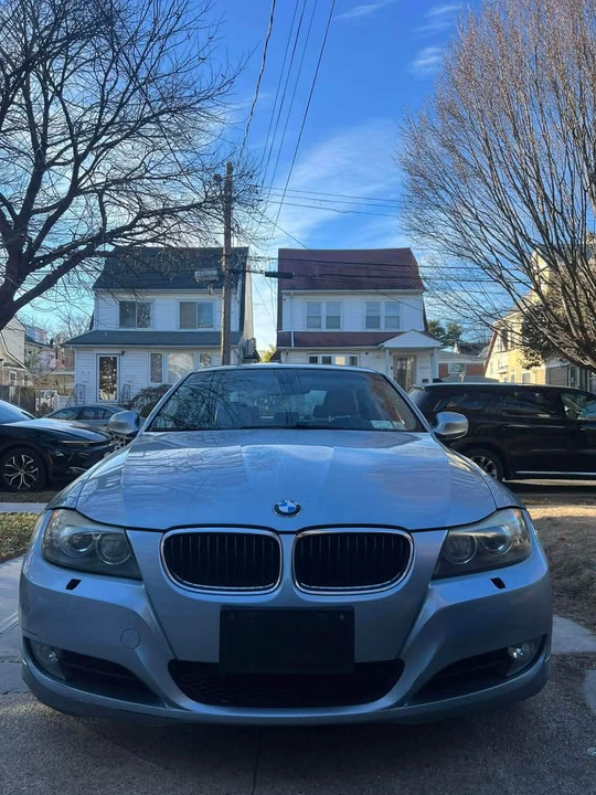 2009 BMW E90 3 Series Sedan - Image 8 of 9