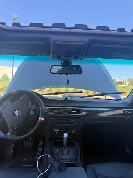 2009 BMW E90 3 Series Sedan - Image 14 of 18