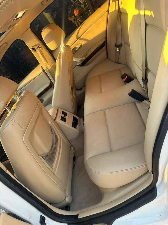 2009 BMW E90 3 Series Sedan - Image 8 of 11
