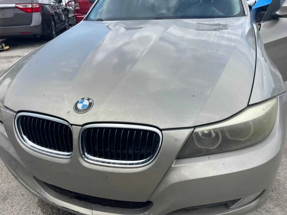 2009 BMW E90 3 Series Sedan - Image 6 of 9