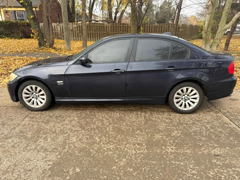 2009 BMW E90 3 Series Sedan - Image 9 of 10