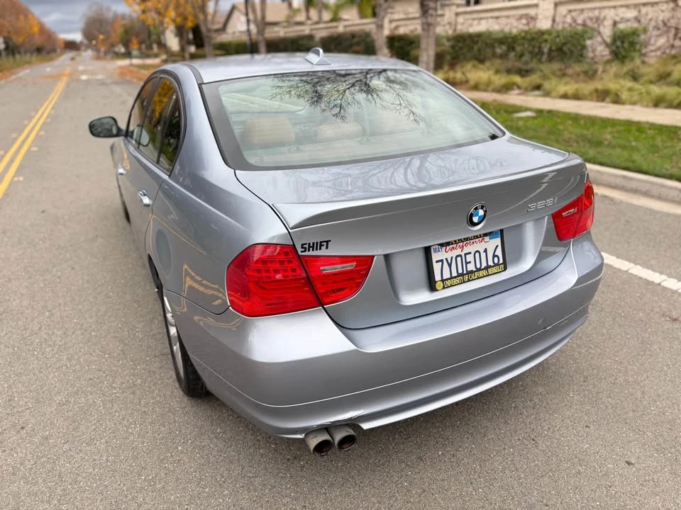 2009 BMW E90 3 Series Sedan - Image 5 of 17