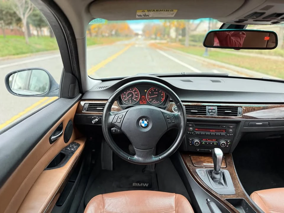 2009 BMW E90 3 Series Sedan - Image 9 of 17
