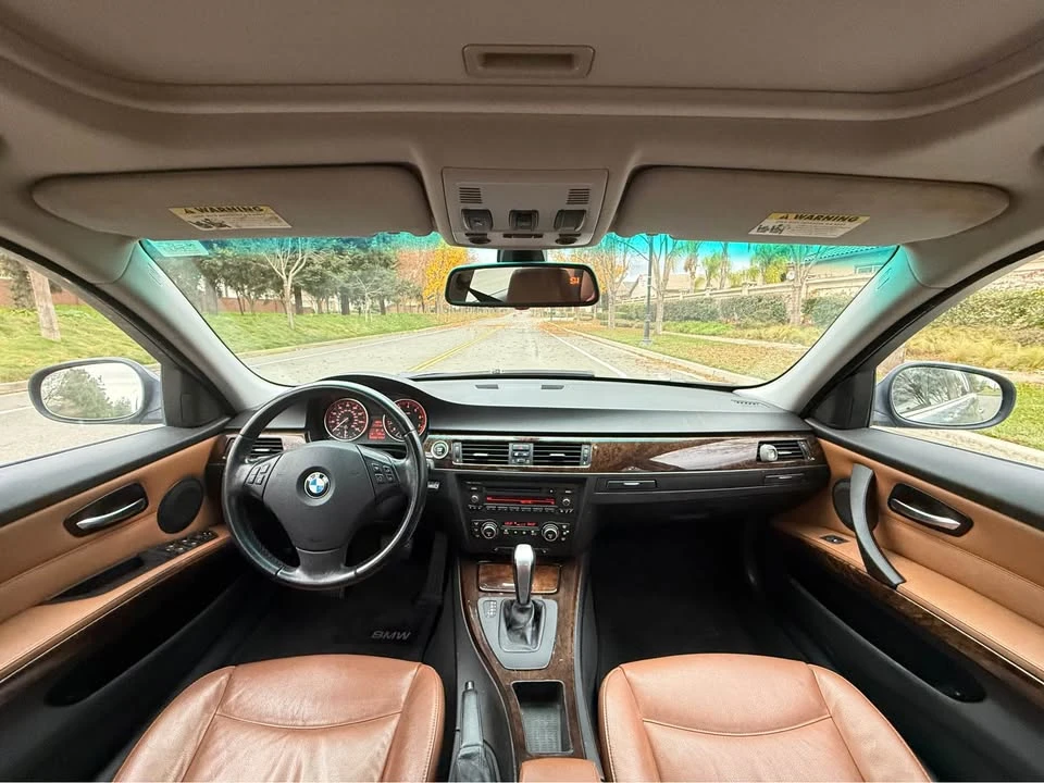 2009 BMW E90 3 Series Sedan - Image 10 of 17