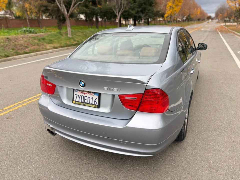 2009 BMW E90 3 Series Sedan - Image 7 of 17