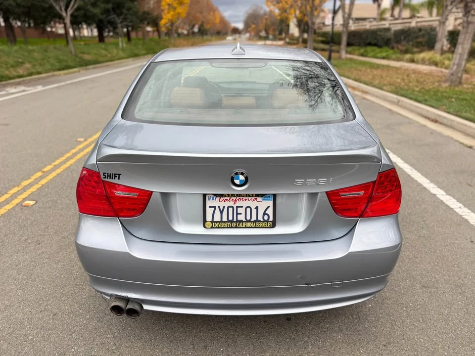 2009 BMW E90 3 Series Sedan - Image 6 of 17