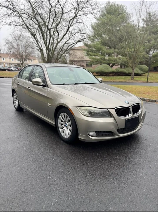 2009 BMW E90 3 Series Sedan - Image 7 of 13