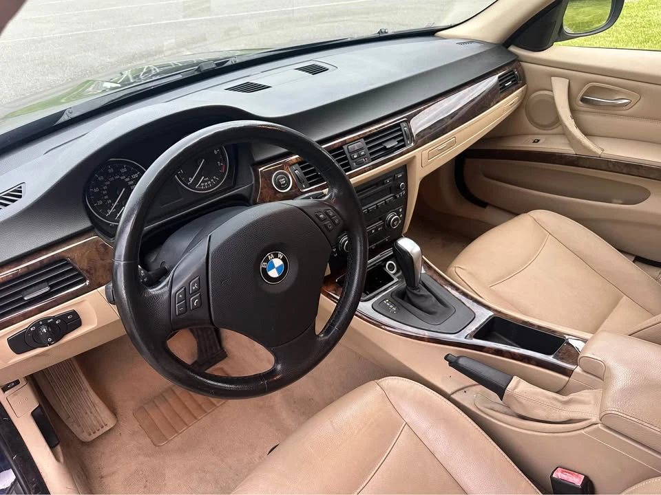 2009 BMW E90 3 Series Sedan - Image 9 of 20