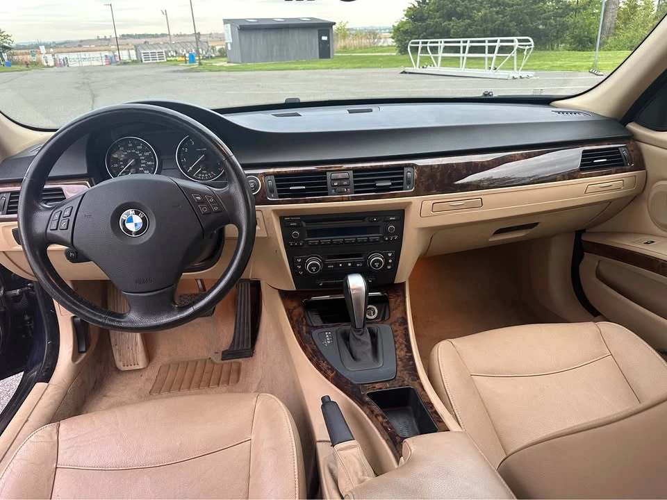 2009 BMW E90 3 Series Sedan - Image 10 of 20