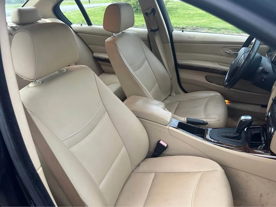 2009 BMW E90 3 Series Sedan - Image 13 of 20