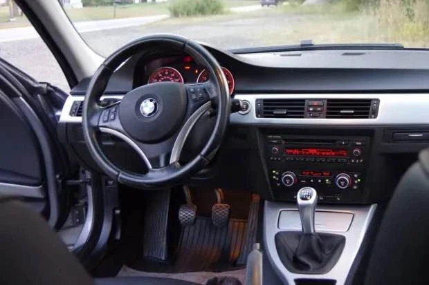 2009 BMW E91 3 Series Touring - Image 5 of 8