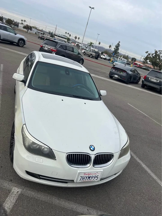 2009 BMW E90 3 Series Sedan - Image 4 of 6