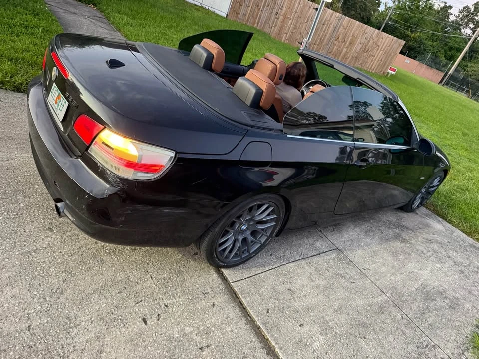 2009 BMW E93 335i Convertible - Image 3 of 6