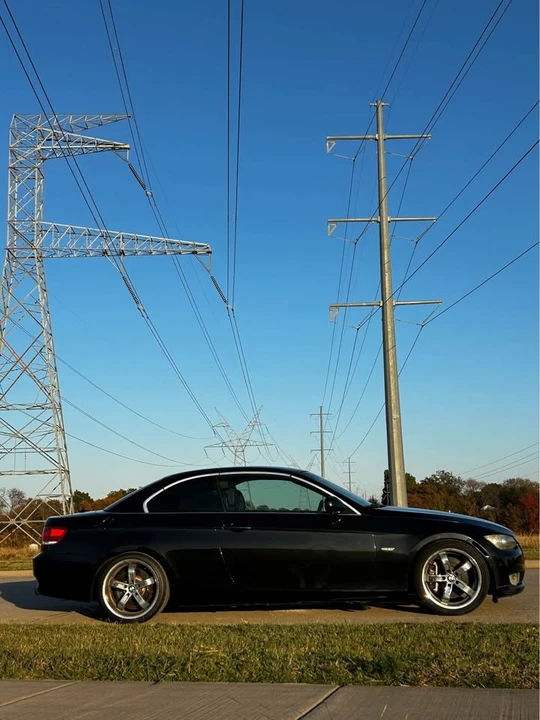 2009 BMW E93 335i Convertible - Image 4 of 11