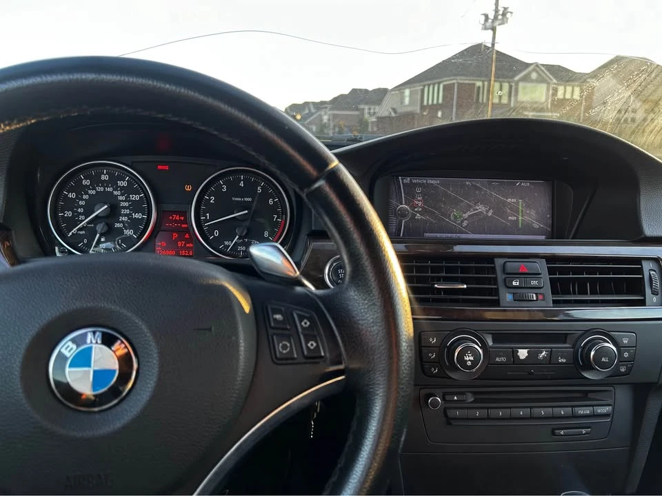 2009 BMW E93 335i Convertible - Image 11 of 11