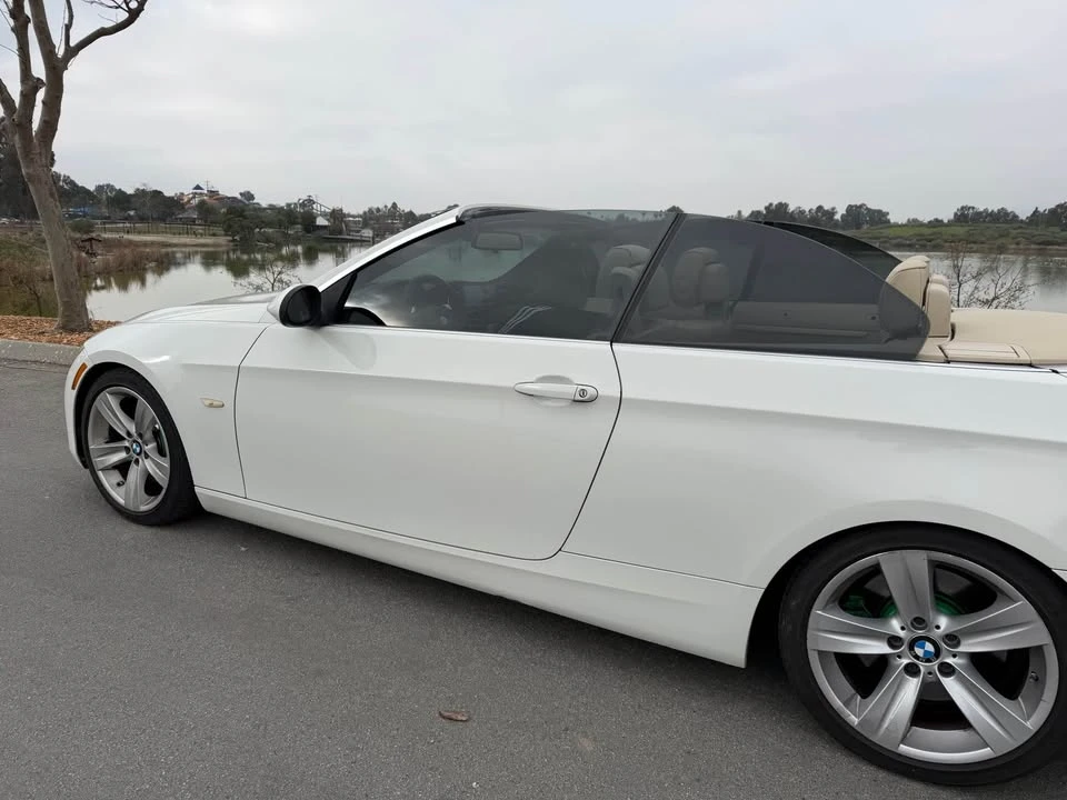 2009 BMW E93 335i Convertible - Image 3 of 10