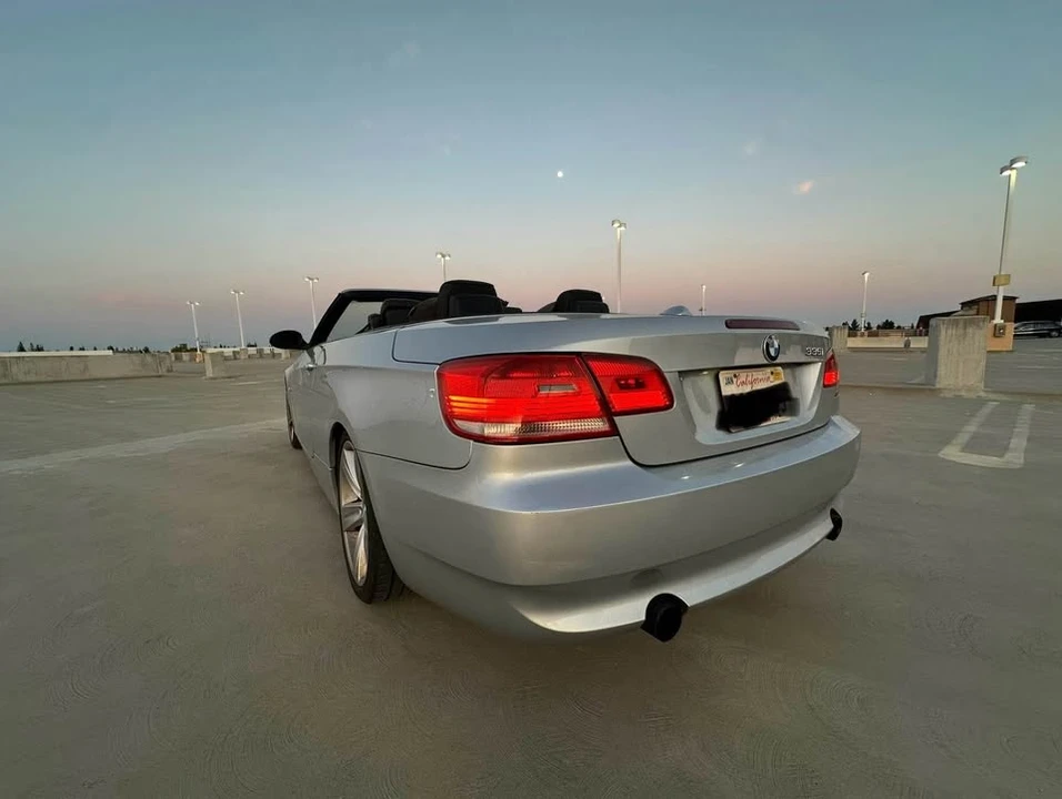 2009 BMW E93 335i Convertible - Image 11 of 11