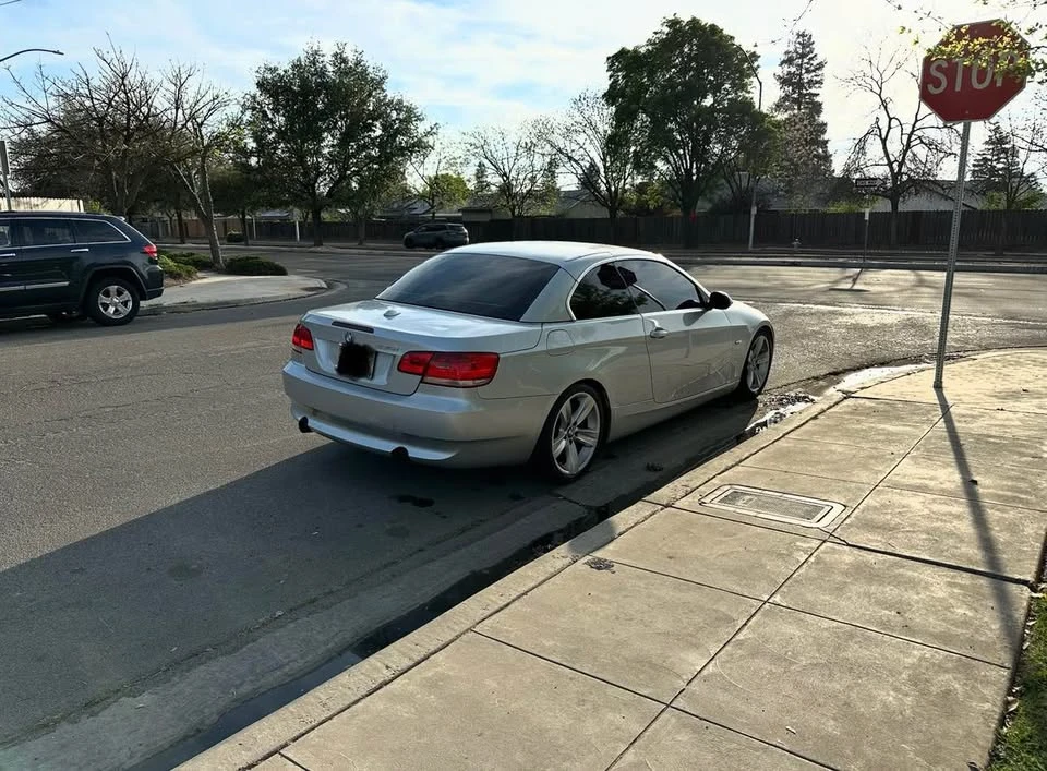 2009 BMW E93 335i Convertible - Image 2 of 11