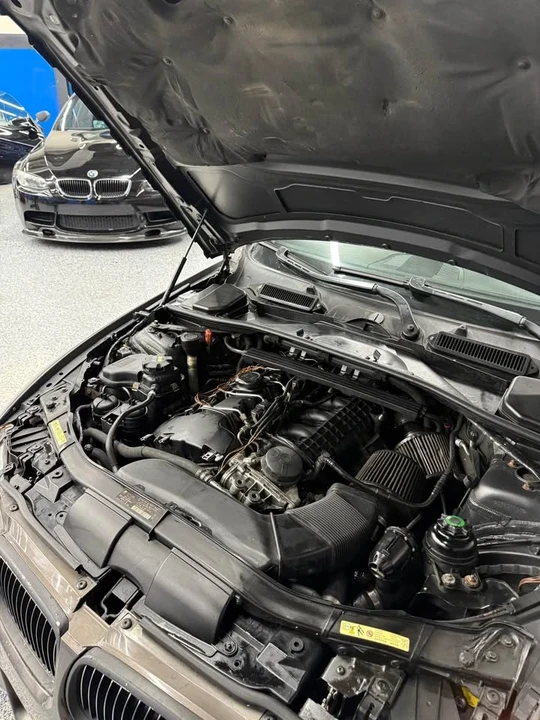 2009 BMW E92 335i Coupe - Image 2 of 17