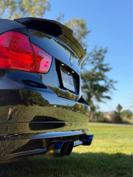 2009 BMW E90 335i Sedan - Image 10 of 20
