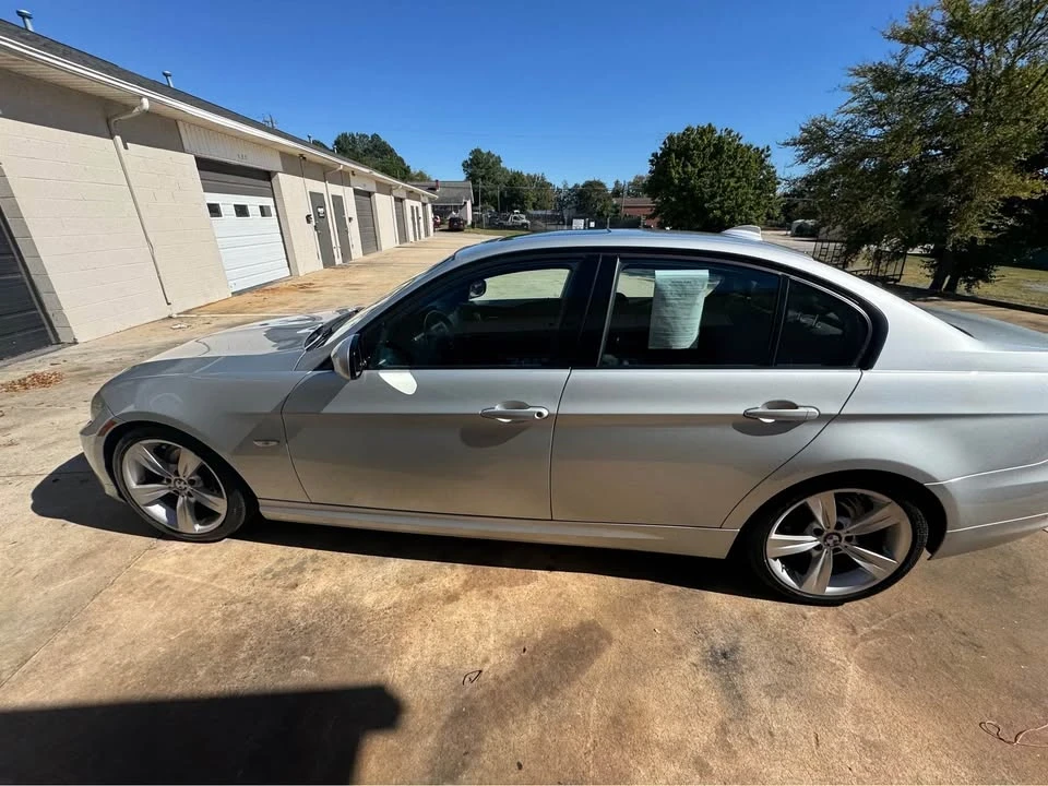 2009 BMW E90 335i Sedan - Image 8 of 13