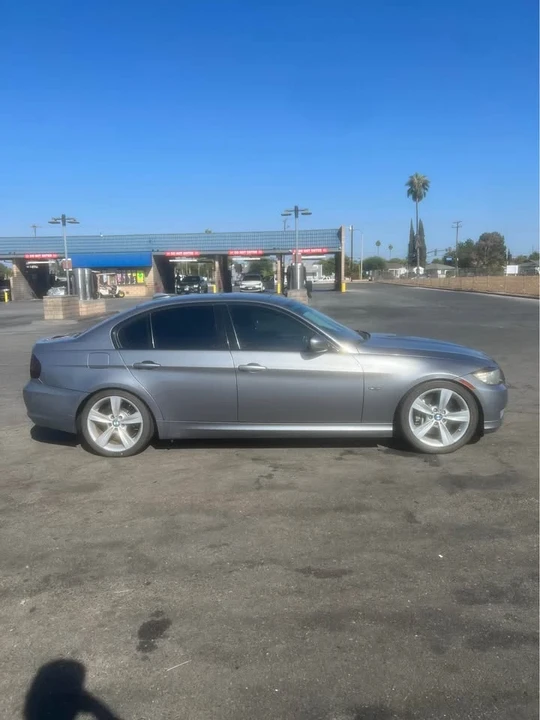 2009 BMW E90 335i Sedan - Image 4 of 10