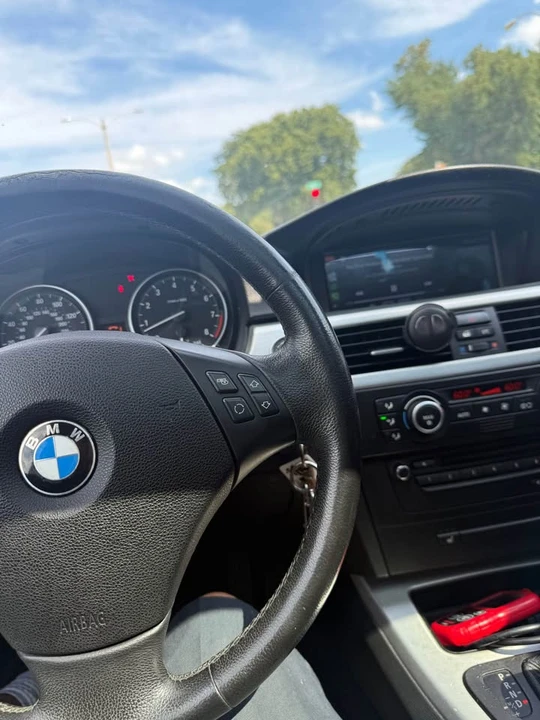 2009 BMW E90 335i Sedan - Image 2 of 9