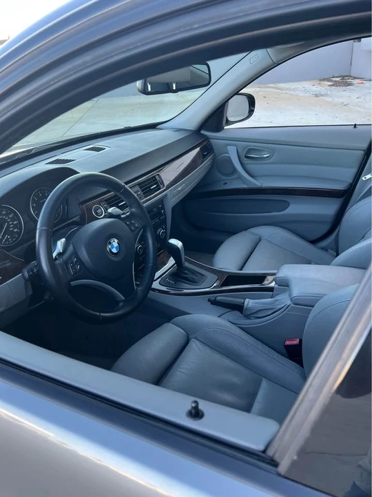 2009 BMW E90 335i Sedan - Image 8 of 12