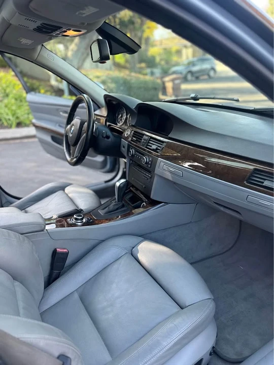 2009 BMW E90 335i Sedan - Image 14 of 19