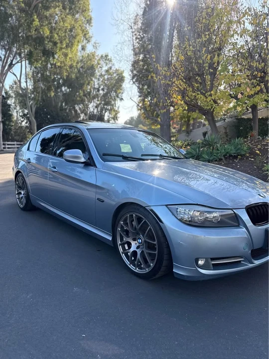 2009 BMW E90 335i Sedan - Image 2 of 19