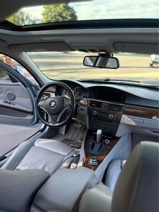 2009 BMW E90 335i Sedan - Image 13 of 19