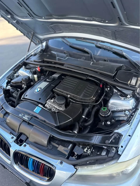 2009 BMW E90 335i Sedan - Image 8 of 19