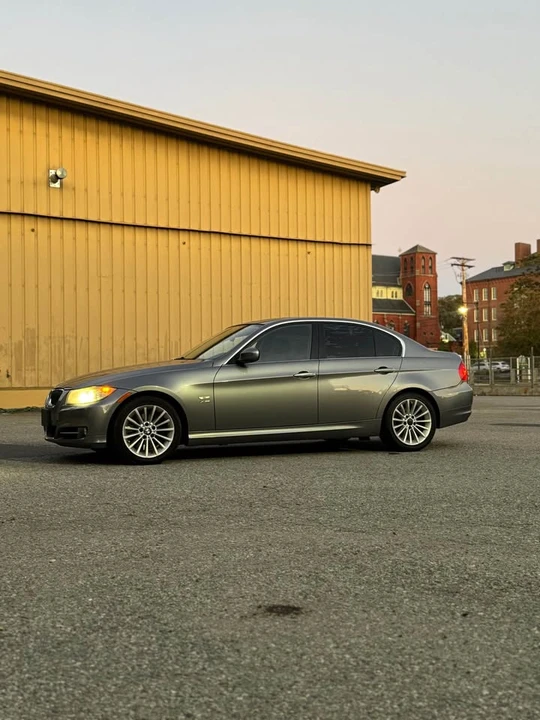 2009 BMW E90 335i Sedan - Image 8 of 17