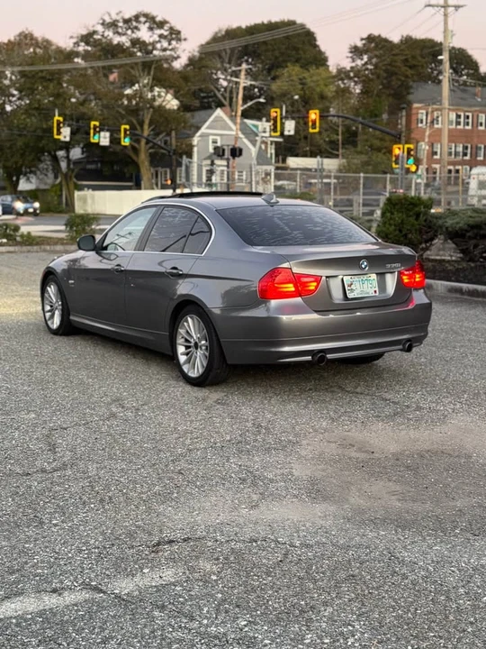 2009 BMW E90 335i Sedan - Image 14 of 17