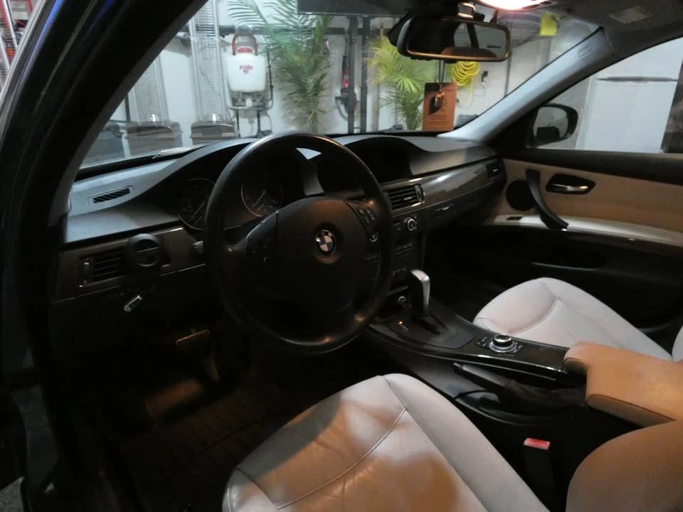 2009 BMW E90 335i Sedan - Image 4 of 12