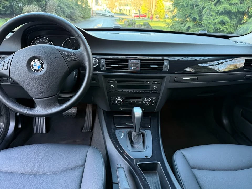 2009 BMW E90 3 Series Sedan - Image 13 of 18