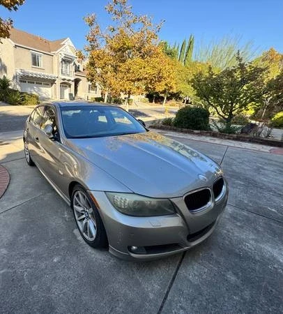 2009 BMW E90 3 Series Sedan - Image 2 of 7