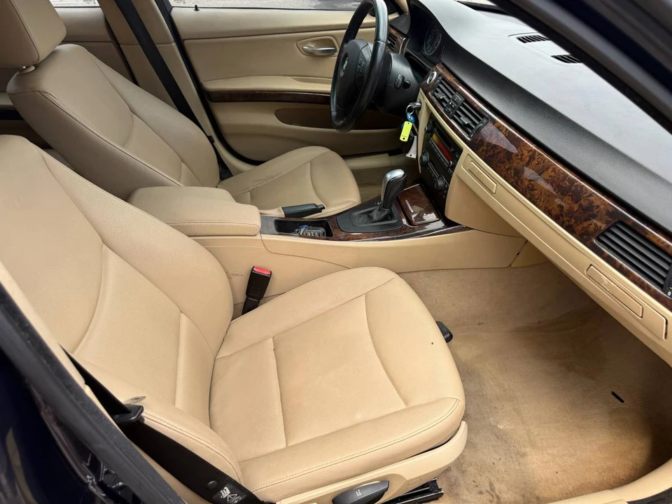 2009 BMW E90 3 Series Sedan - Image 12 of 12