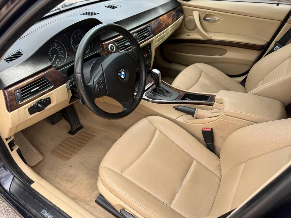 2009 BMW E90 3 Series Sedan - Image 9 of 12