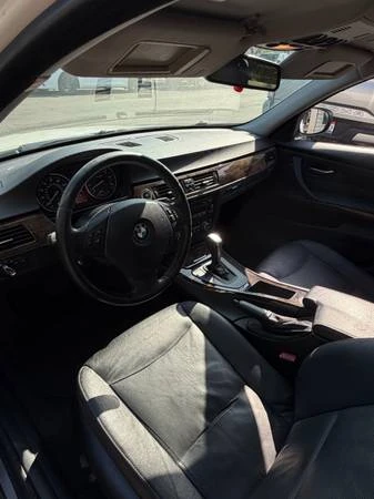 2009 BMW E90 3 Series Sedan - Image 4 of 4